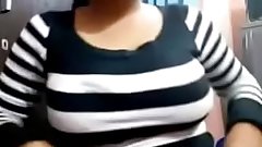 Desi indian girl show her big boobs on live webcam