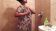 Amateur indian babes sex lily masturbation in shower